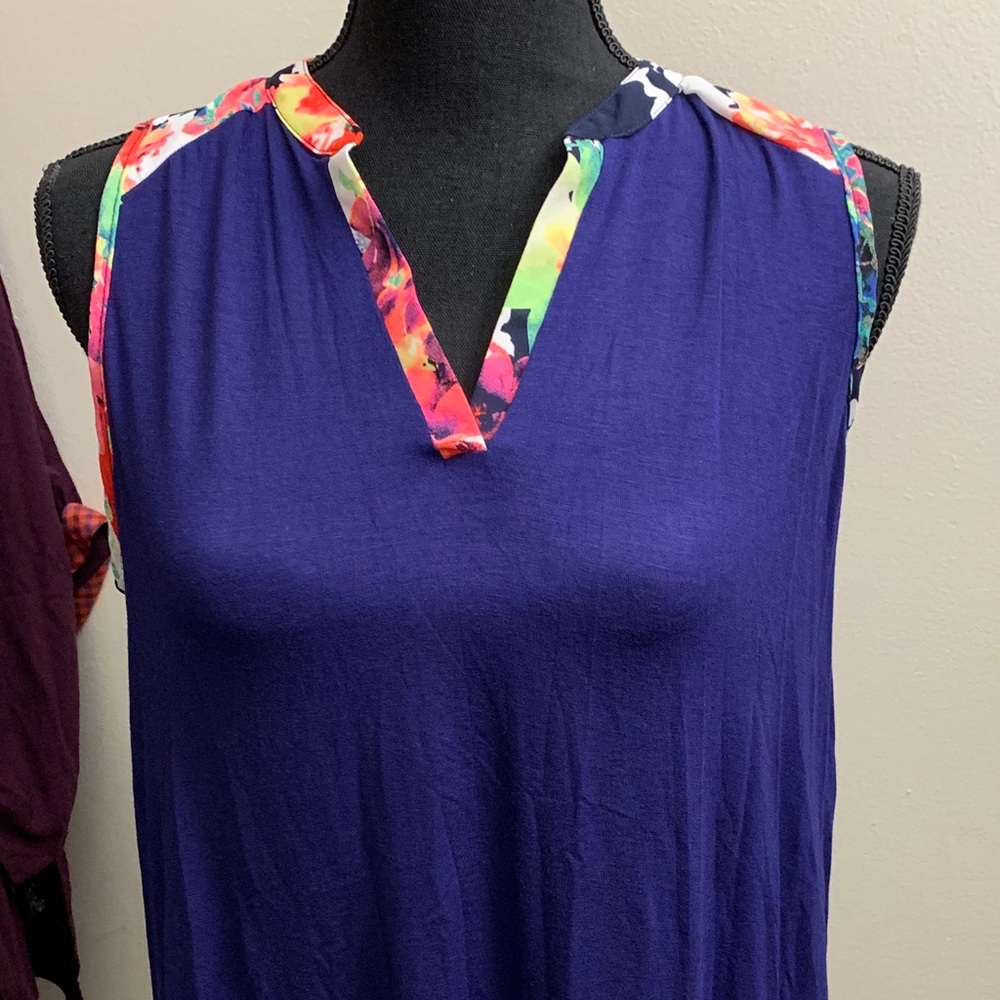 Medium floral top